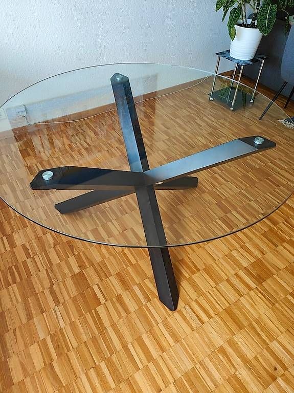 Tavoli: Table à manger ronde en verre – Usato da Genève venduto da Do__Fre
