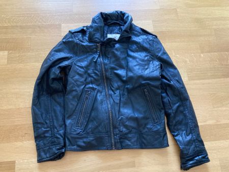 (D) Hollister Kunstleder Jacke s