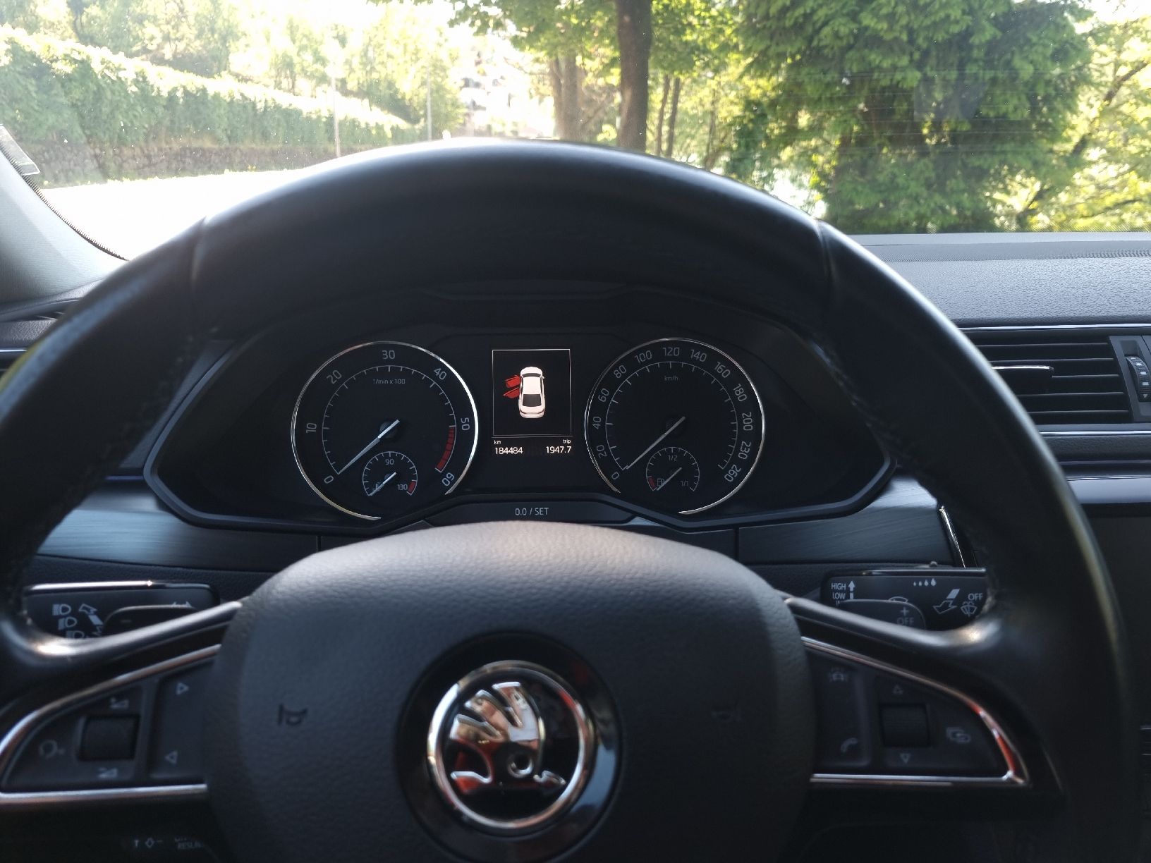 Skoda Autos: ŠKODA Superb 4x4 – Gebraucht aus Zuchwil von Bricoo5 6