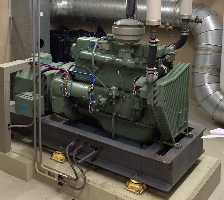 Generatori di corrente: GM Bedford Diesel Notstromaggregat – Usato da Kägiswil venduto da DEAG_OW