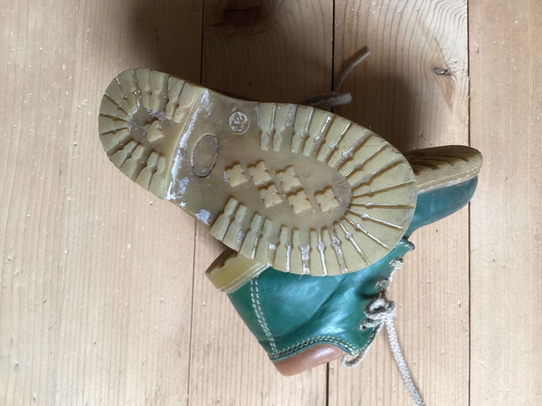Superfit Scarpe per ragazzi: Coole grüne Leder-Kinderschuhe Gr. 21 – Usato da Muttenz venduto da bar_ws7n 2