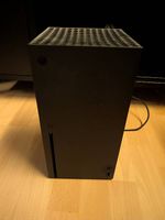 Xbox series x mit headset, 2 controller und halterung