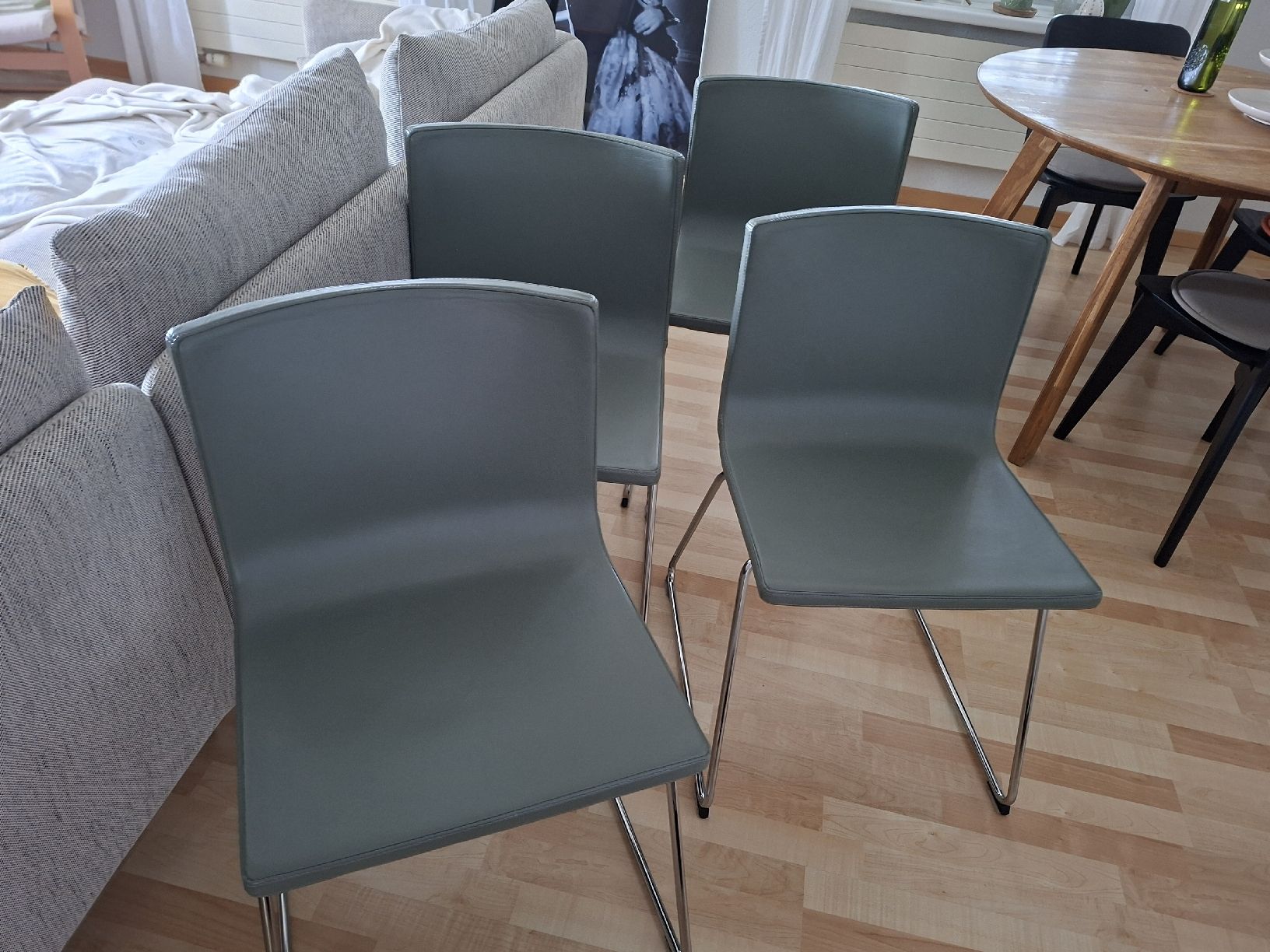 Ikea Chaises: Ikea Leder Bernhardstühle – D'occasion à Schindellegi par clockhouse 3