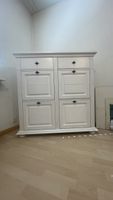 Kleiner Schrank weiss
