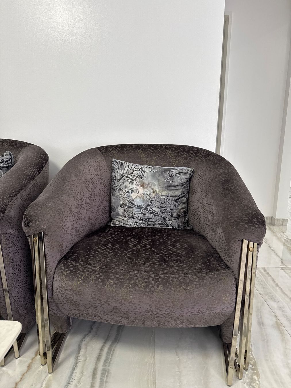Sofas: Sofa Luxe SUPER PRIX – Neuf avec emballage d'origine à Orpund par dizi.98 4
