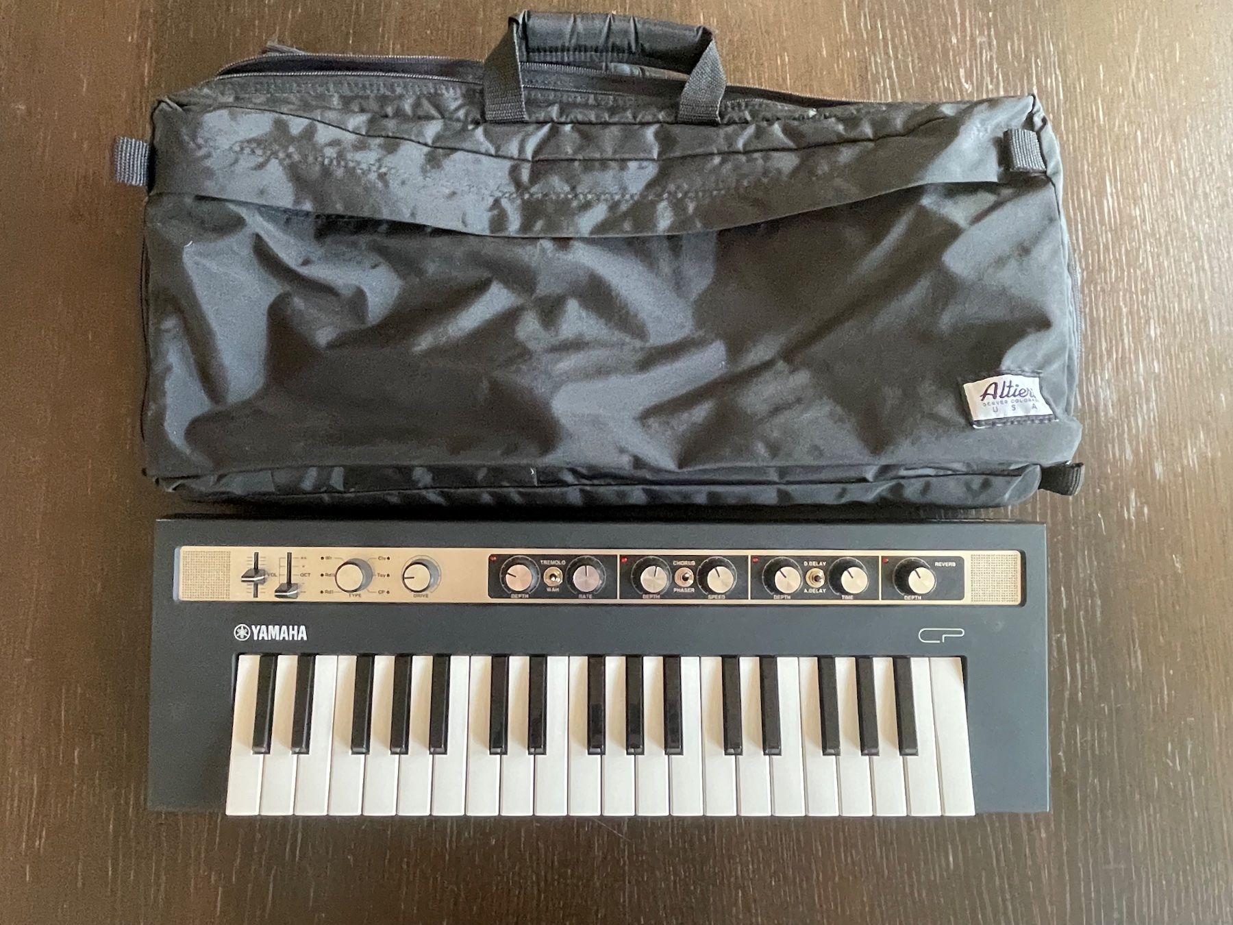 Yamaha Strumenti musicali: Yamaha Reface CP Keyboard mit Tasche – Usato da Zürich venduto da Mockoso 2