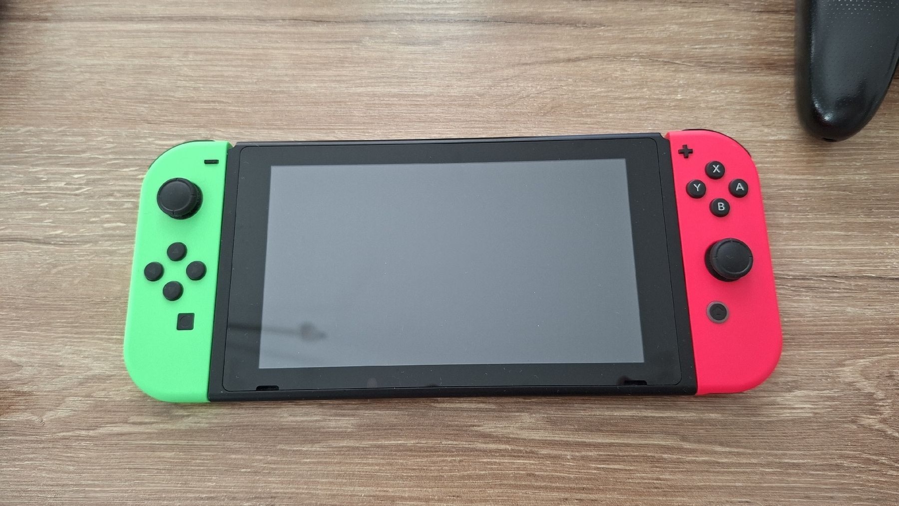 Nintendo Console: Nintendo Switch + Pro Controller – Usato da Kerns venduto da h82020 1