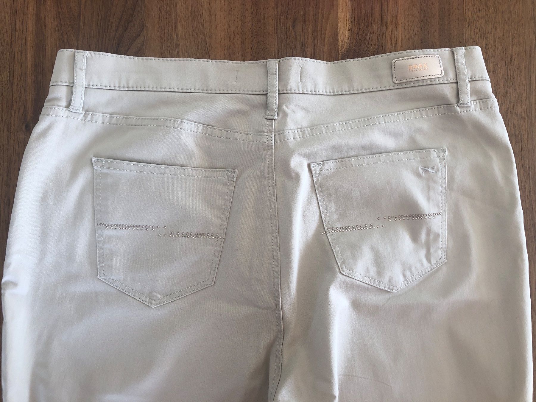 Brax Jeans: Jeans Brax Grösse 42 – Usato da Zollikofen venduto da lorik007