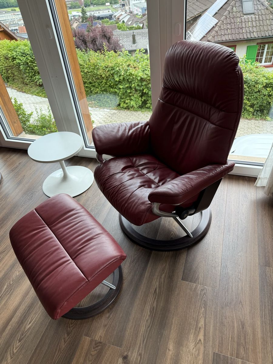 Stressless Sessel: Stressless Sessel mit Hocker – Hochwertiges Leder / Top – Gebraucht aus Aarburg von Schatzaffe 1