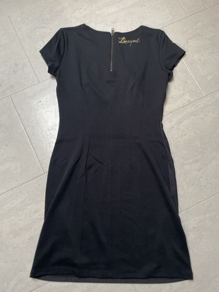 Desigual Vestiti: Schönes Desigual Kleid, Grösse S – Nuovo (secondo la descrizione) da Uster venduto da fas_q2ft 1