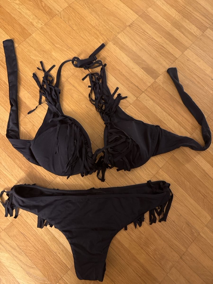 Calzedonia Maillots de bain & Bikinis: Calzedonia Bikini Gr S mit Metallbogen – Neuf (Voir description) à Zürich par Rae0850