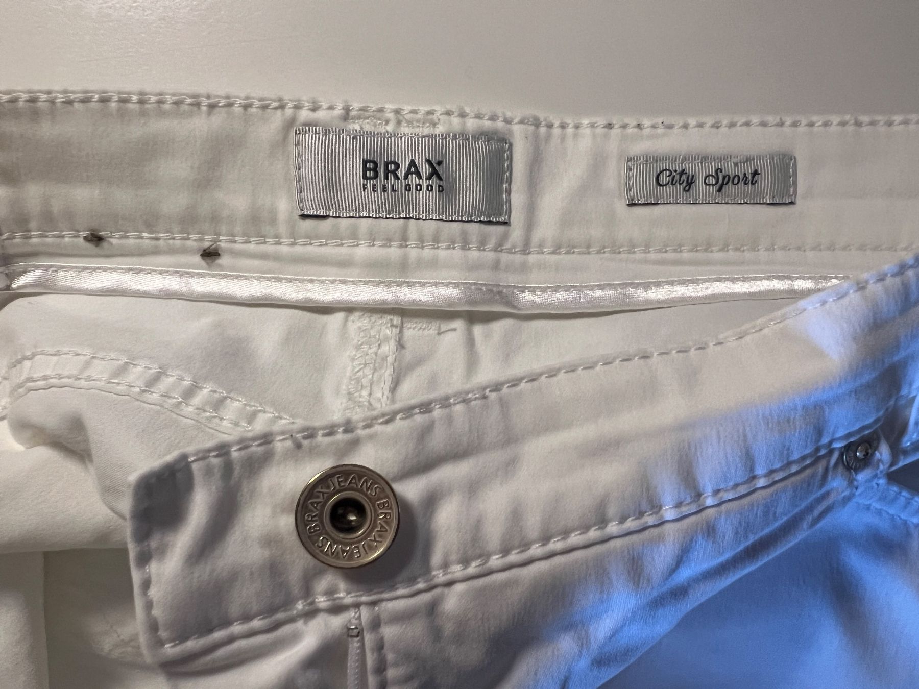 Brax Pantaloni: Brax 3/4 Hose Gr. 40 – Usato da Bonaduz venduto da Malves10 4