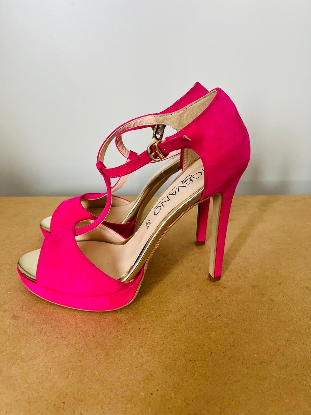 Damenschuhe: Damenpumps Pink – Neu und originalverpackt aus Emmen von IMV-Liquidationen 1