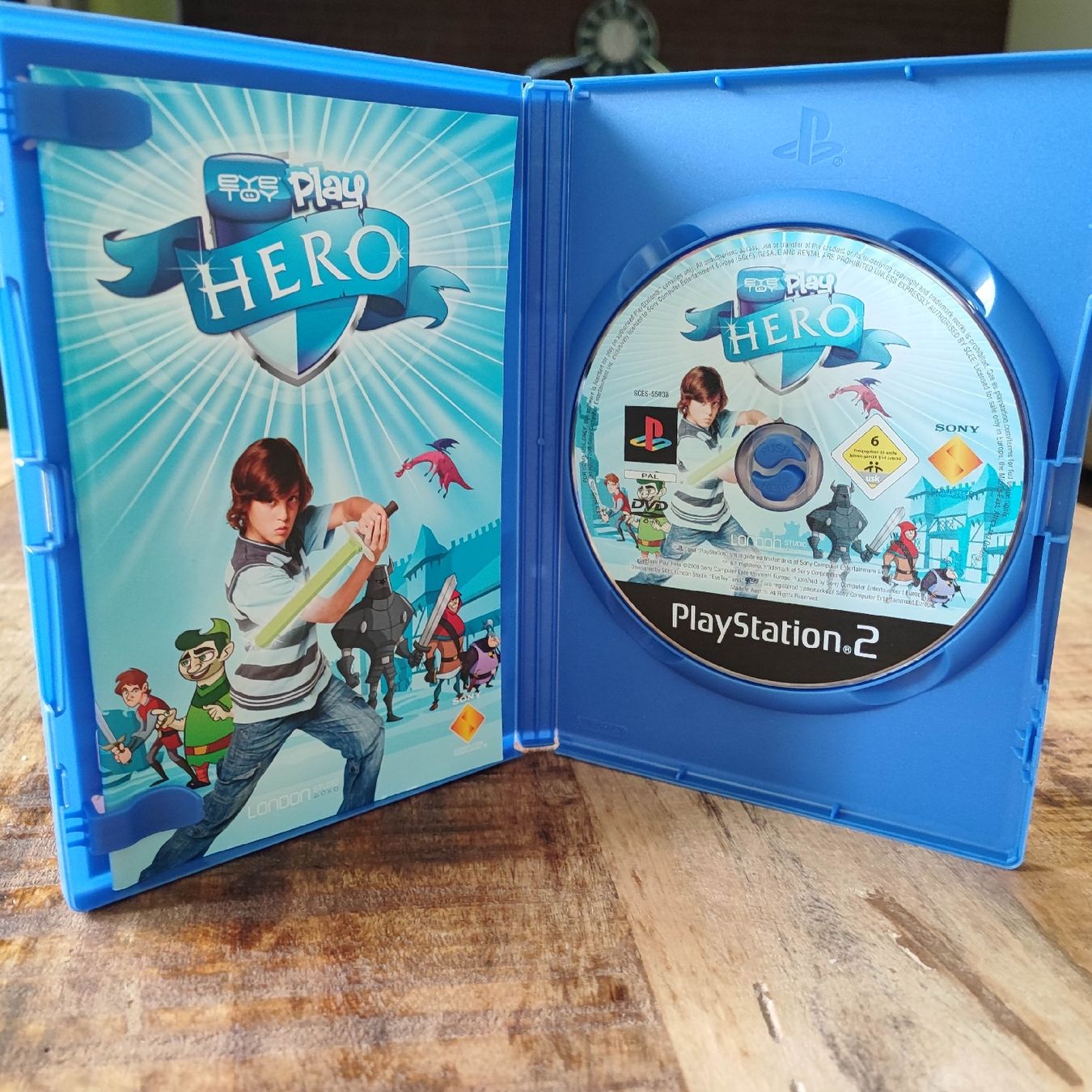 Sony Spiele: Playstation 2 Spiel Eye Play Hero PS2 Game  – Gebraucht aus Dübendorf von kb86_MOVIE 2