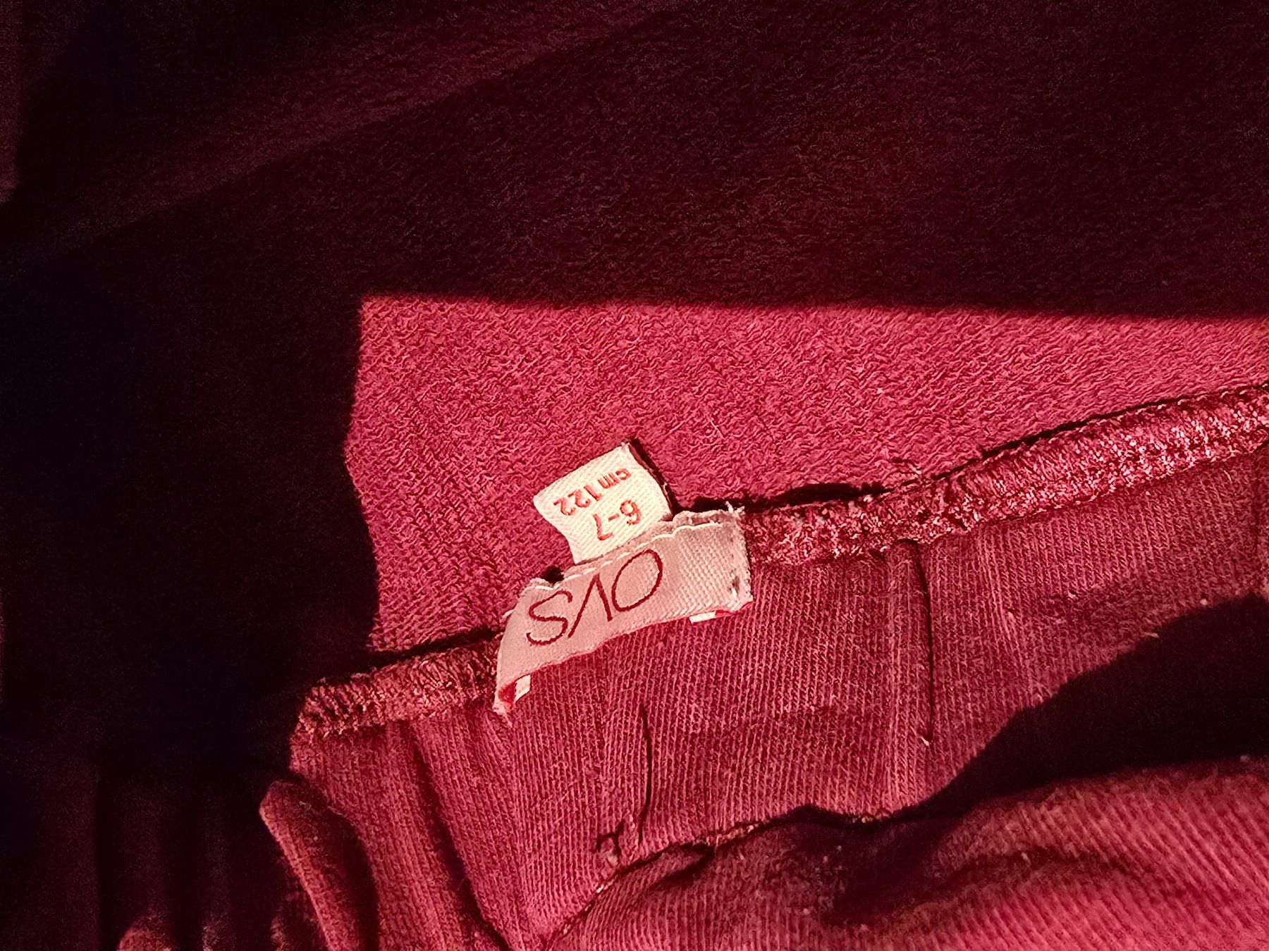 Maglioni & Felpe: Mädchen Longpullover, Gr. 122 – Usato da Büttikon AG venduto da Amineah 1