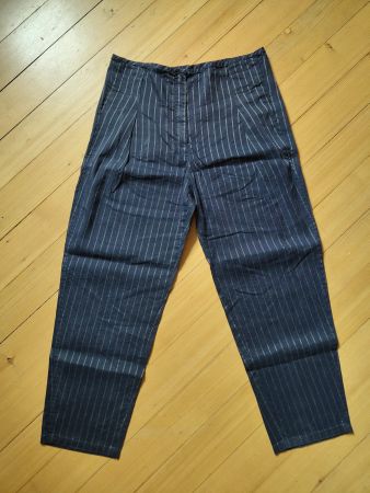 Schöne Leinenhose von Marccain Grösse L
