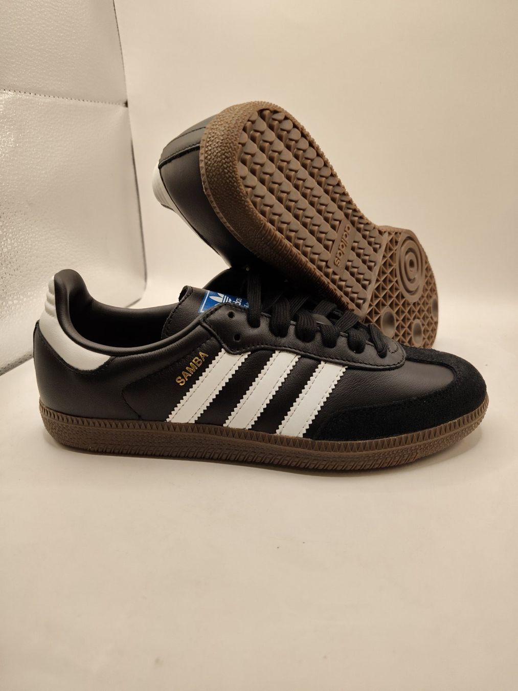 Adidas Scarpe da uomo: Adidas - Samba OG - Core Black/Cloud White/Gum Gr. 36.5 – Nuovo e nell'imballaggio originale da Dällikon venduto da Retouren_Resale