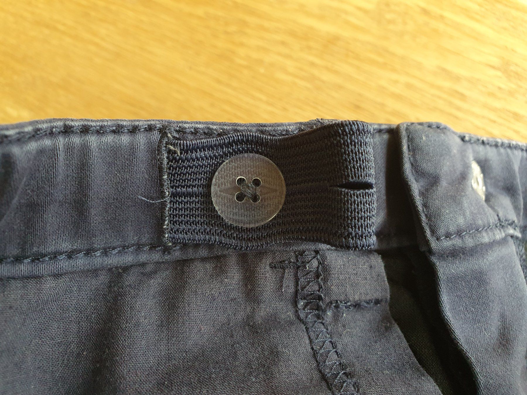 Benetton Pantaloni: Benetton Shorts Gr. 130 – Usato da Villars-sur-Glâne venduto da richardette 4