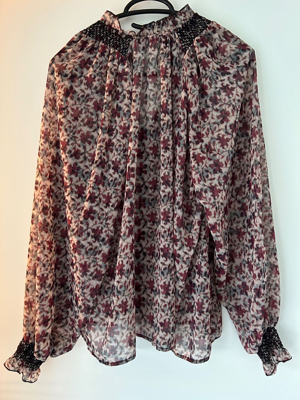 Zara Camicette: Lot de deux blouses semi-transparente Zara – Usato da Courrendlin venduto da loko2910 6
