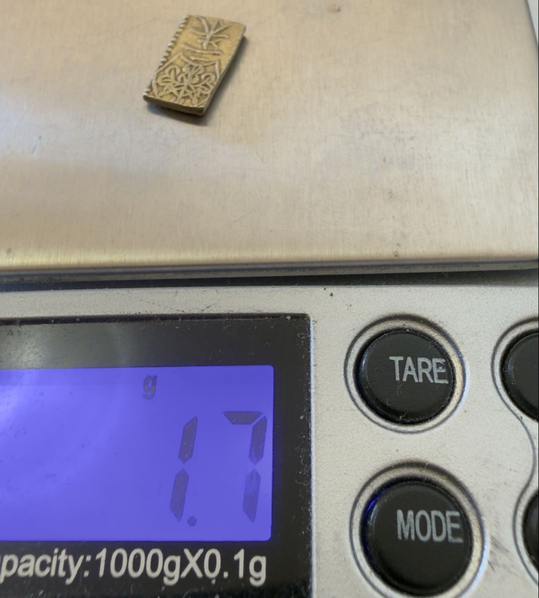 Tutti le monete: Antique Japanese Gold Bar 1.7g Rectangular Coin Shaped – Usato da Zürich venduto da Tasmiyah 4
