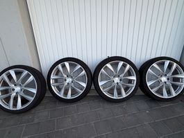 Tesla Model S original 21 Zoll Sommerräder Arachnid Alufelge