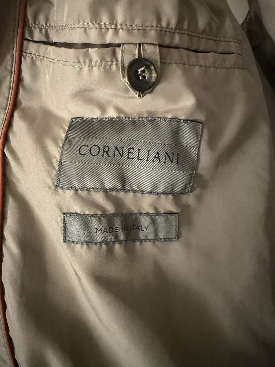 Gilet & Giacche: Wildleder Gilet Corneliani Grösse 48 – Usato da Zürich venduto da Glamour2019 3