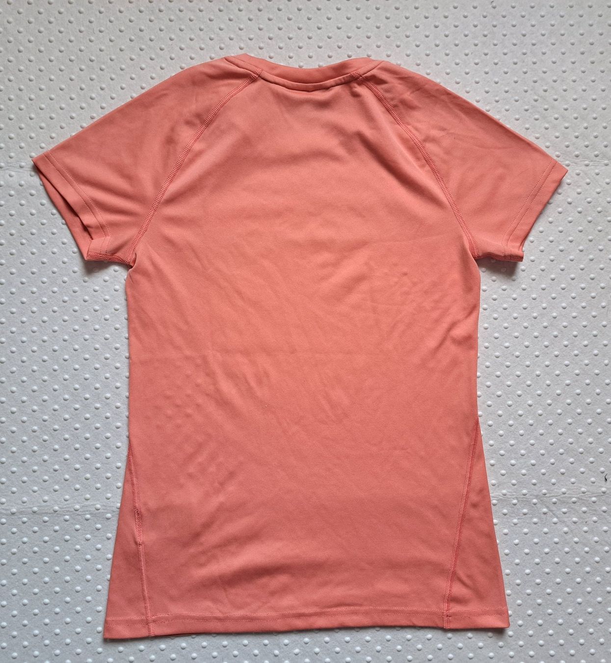 Peak Performance T-shirt: Peak Performance Sport Shirt Grösse S – Usato da Gysenstein venduto da joshuas81 2
