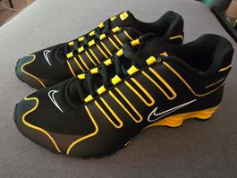 Nike Shox TL Sneaker Black/University Gold wie neu Herren 44