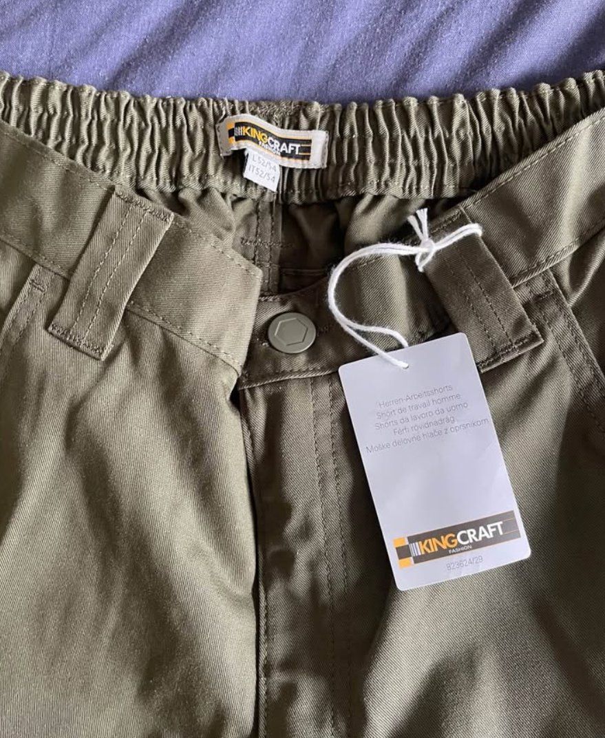 Pantaloni: Arbeitsshorts - Hosen für Herren – Nuovo e nell'imballaggio originale da Zürich venduto da valevare 2