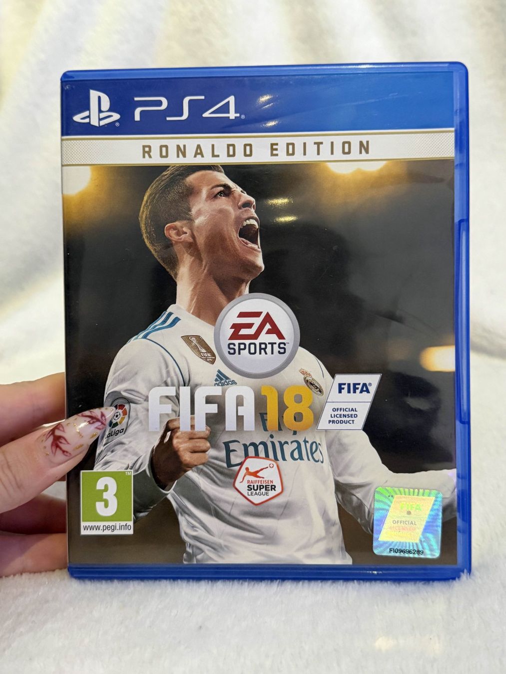 Giochi: PS4 Spiele Bundle – FIFA Editionen – Usato da Spreitenbach venduto da yourmaiqt