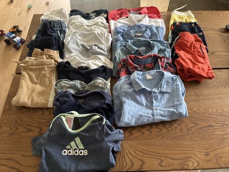 Kleiderpaket Junge Grösse 92/98