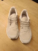 Chaussures On Running Cloud 6 - femme