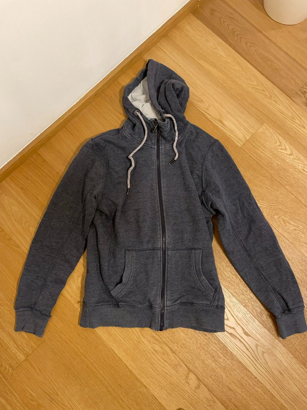 Tom Tailor Pulls & Sweat-shirts: Tom Tailor Kapuzenpullover Grösse M – D'occasion à Bottmingen par oskarsgm 1