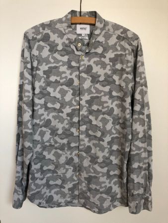 Hemd,  Grösse S, relaxed fit, grau, Marke: WESC