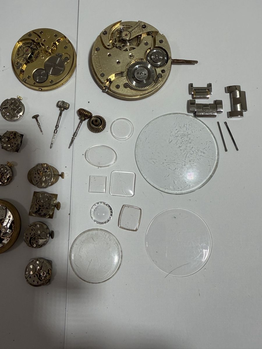 Orologi: Div.Werke und Uhrenteile (2) – Usato da Ballwil venduto da lukyluciano21 5