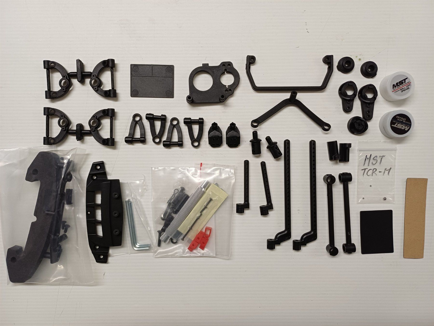 Modellismo RC: MST - TCR-M 2WD High Performance Racing Car – Usato da Bichwil venduto da Viggen37 8