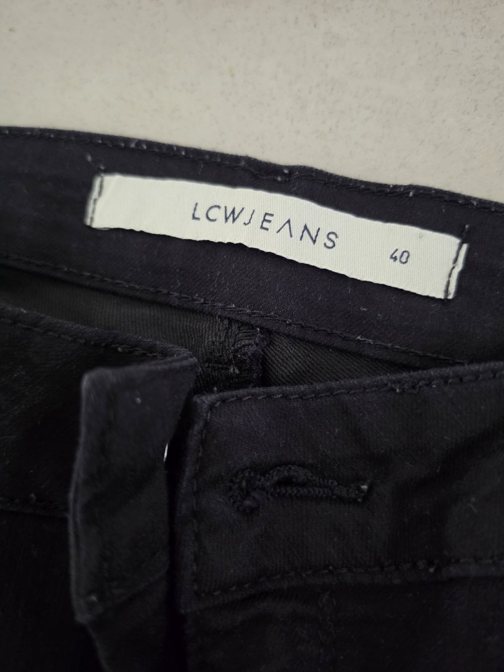 Jeans: 3/4 Jeans Gr.40 – D'occasion à Amriswil par gu80kaya 1