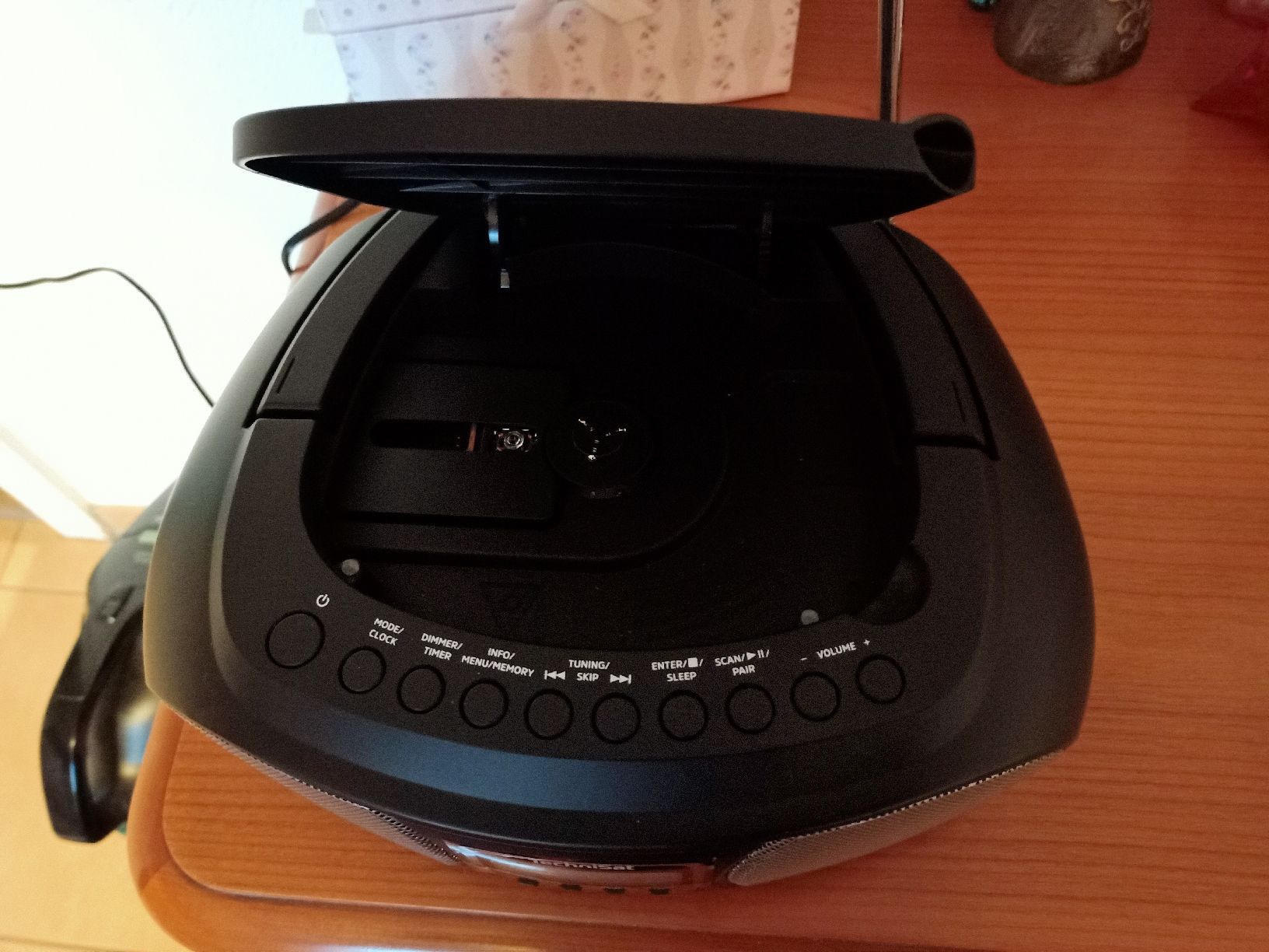 Technisat Multimediaplayer & Streamer: TechniSat Digitradio DAB+ - CD,, USB - Top Zustand – Gebraucht aus Flamatt von Marpou 3