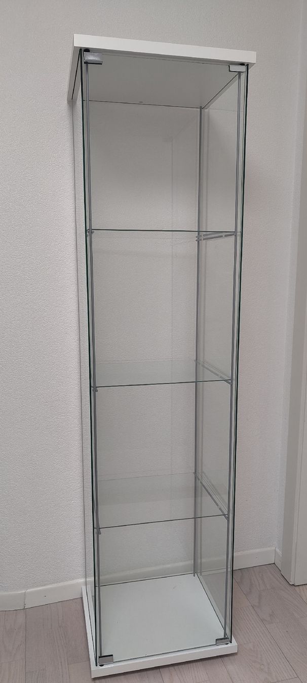 Ikea Vitrines: Vitrine Detolf IKEA – D'occasion à Bulle par nin_9ght 1