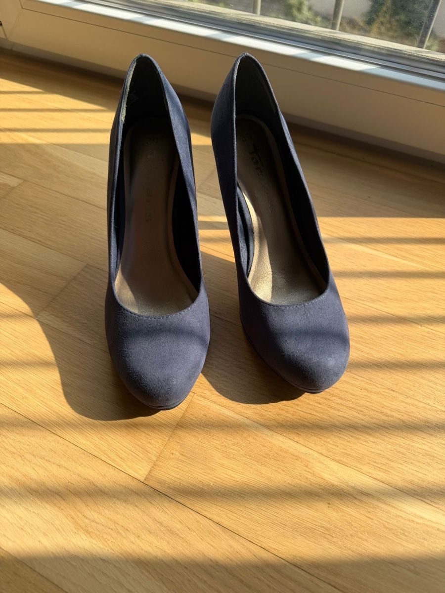 Chaussures femmes: Schuhe – D'occasion à Wohlen AG par GleyceP. 2