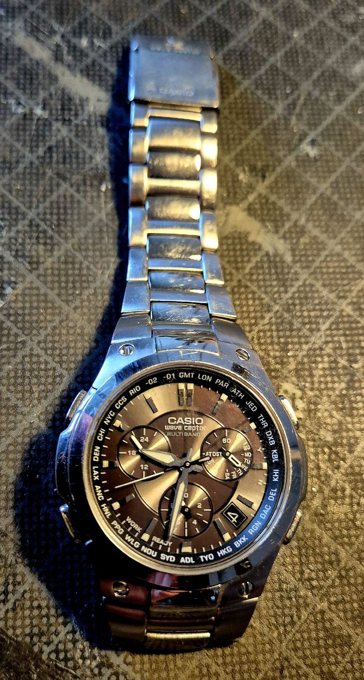 Casio Uhren: Casio Wave Ceptor  – Defekt aus Burgdorf von ny0460 2
