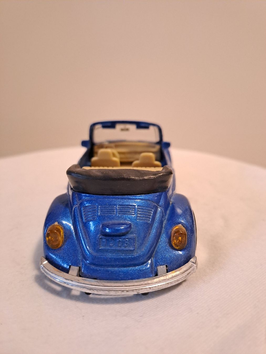 Volkswagen Modellini d'auto: Vintage VW Käfer 1303 Cabrio Modellauto – Usato da Wädenswil venduto da FrieBro 3