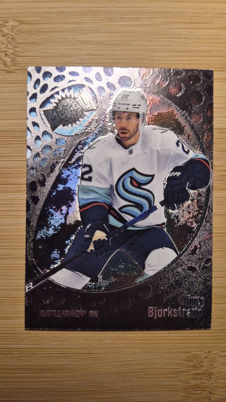 NHL Carte collezionabili: NHL Seattle Kraken Oliver Bjorkstrand – Usato da Bellach venduto da paedu-1980