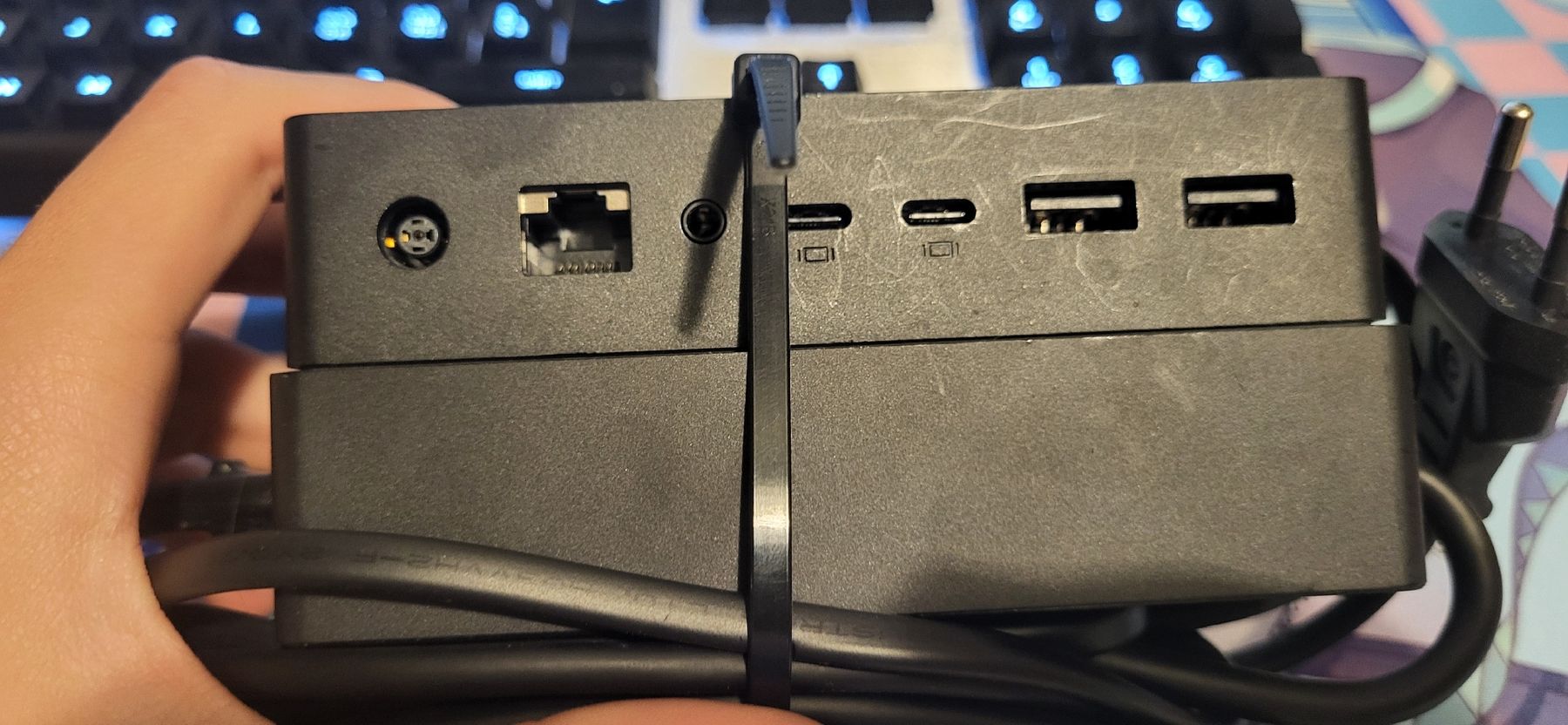 Microsoft Docking station: surface dock usb C version – Usato da Waldstatt venduto da Durstigog 2