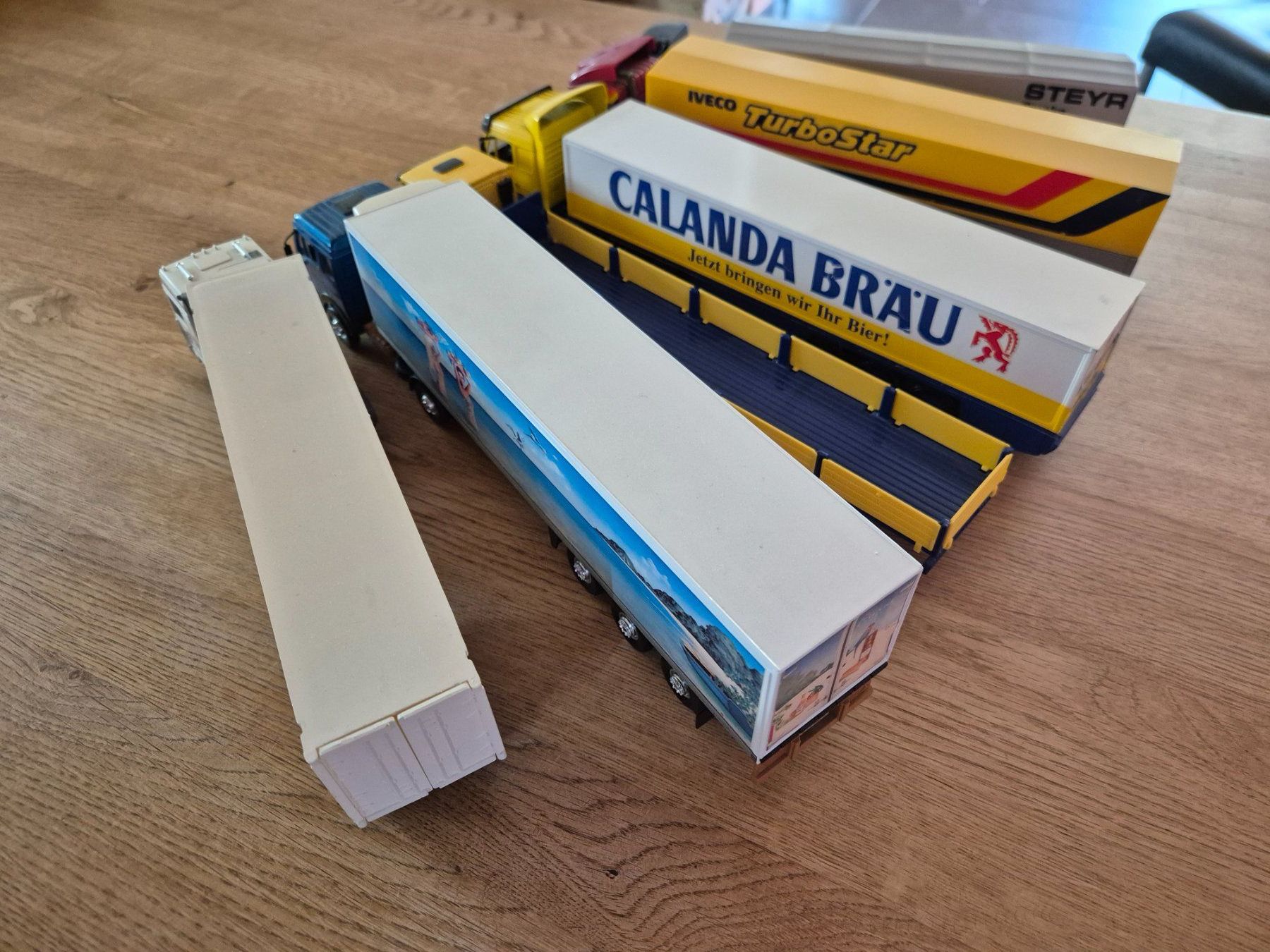 Modellbausätze & Standmodelle: Steyer Iveco Mercedes DAF Volvo – Gebraucht aus Erlenbach i. S. von Hp623
