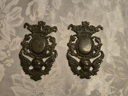 2 Antike Engel Wappen Reliefs Zinn Wanddeko