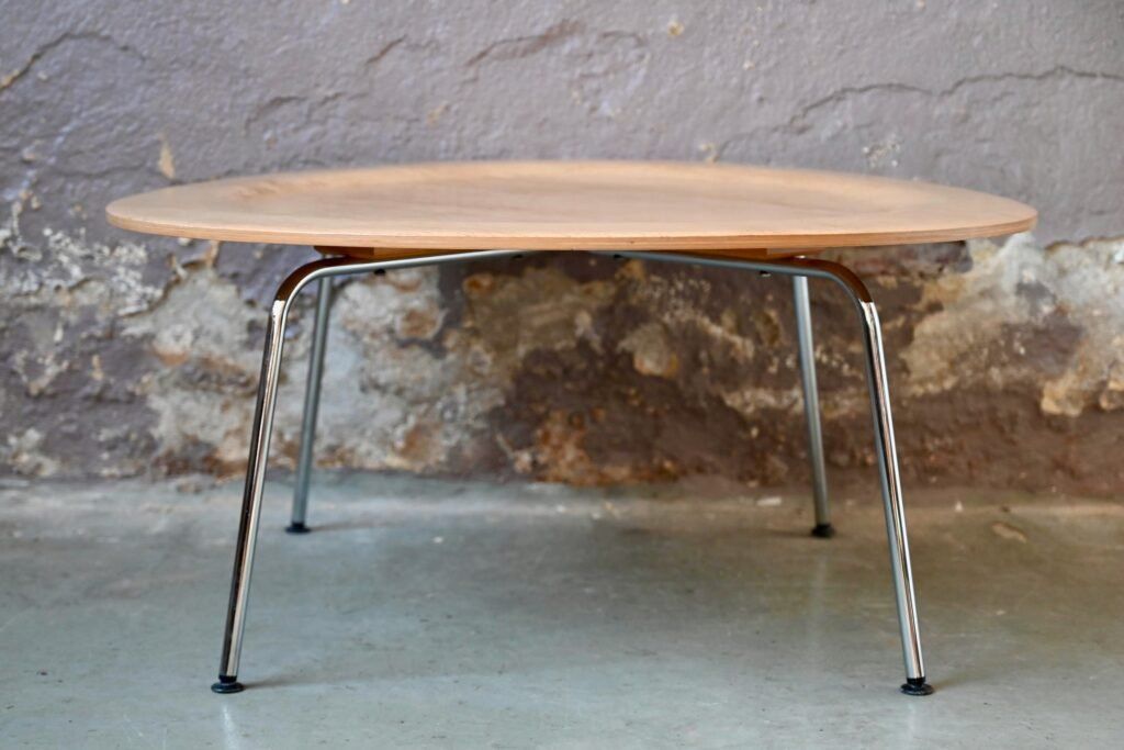Tische: Table basse CTM Ray & Charles Eames pour le salon design – Gebraucht aus COLMAR von Sophiebellelurette 8