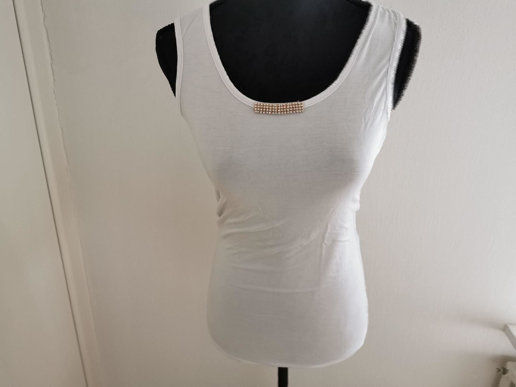 Top: Top mit Spitze weiss Gr. 36 (neu) – Nuovo (secondo la descrizione) da Stäfa venduto da flamingo_17 1