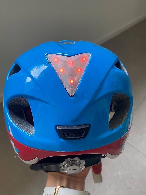 Caschi: Casque vélo enfant 2-3 ans – Usato da Charmey (Gruyère) venduto da mat_sz9y 2