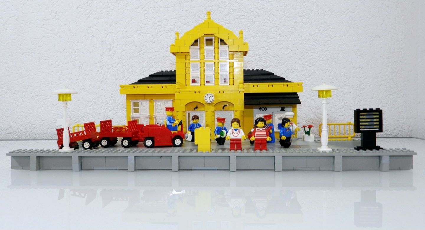 Lego Baukästen: LEGO EISENBAHN 4554 GROSSER HAUPTBAHNHOF – Gebraucht aus Turbenthal von Ddanuh 1